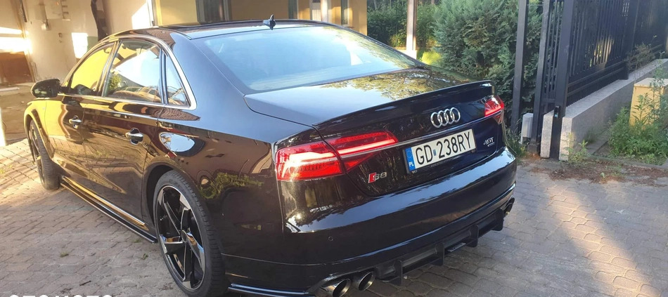 Audi A8 cena 139900 przebieg: 86000, rok produkcji 2015 z Gdynia małe 529